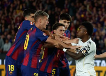 An “unusual” scene after the end of the “Classico” Barcelona and Real Madrid (video)