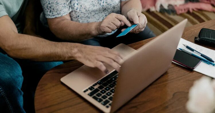 Telex: Due to a technical problem, timed and larger bank transfers were interrupted