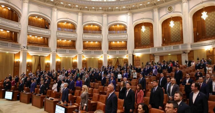 What does the parliamentary math look like for voting for the new executive. Analyst: “I expect there won’t be such big problems in passing the Tomac Government”