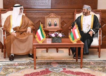Oman, Kuwait discuss means of enhancing bilateral cooperation