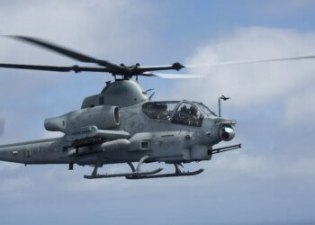 Telex: An American Apache helicopter crashed near the Strait of Hormuz, according to Trump, the pilots survived