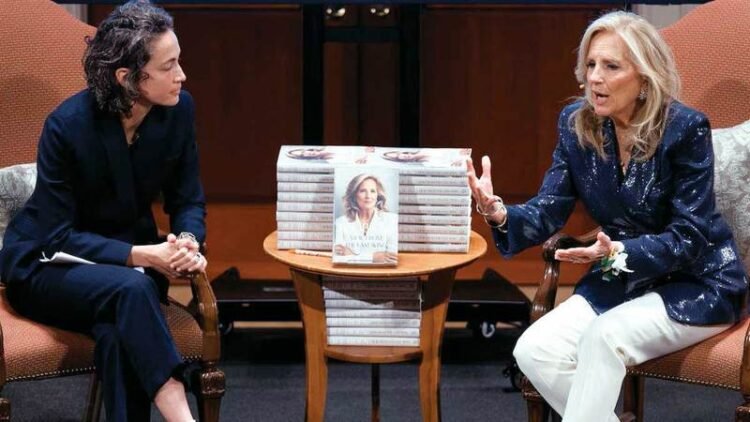 The memoirs of the former “First Lady of America” raise intense dissatisfaction among Democrats