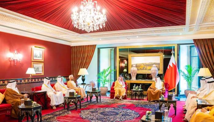 Crown Prince of Bahrain receives Foreign Minister