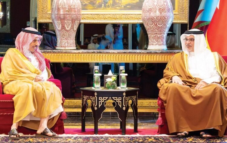 Gulf News | During his reception of His Highness the participants in the Gulf Ministerial Council meeting.. The Crown Prince and Prime Minister: Bahrain, under the leadership of the King, is keen to continue supporting Gulf cooperation paths towards greater integration and joint coordination