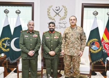 Gulf News | The Chief of the National Guard and the Commander of the Pakistani Army discuss regional and international developments