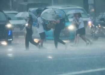 Warnings of landslides and floods after heavy rains in Japan