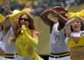 Huge show at the opening of the World Cup! On Azteca, he danced with Shakira and Salma Hayek
