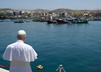 Pope Leo in Gran Canaria: ‘Human dignity has no passport’