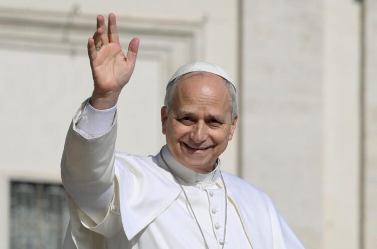 Pope: The environmental crisis is a facet of the socio-economic crisis