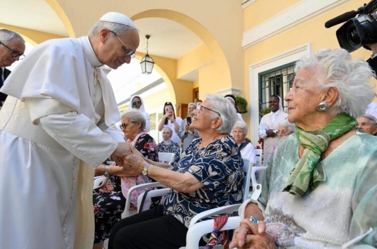 Pope to grandparents and elderly: God’s loving eyes are upon you at all times