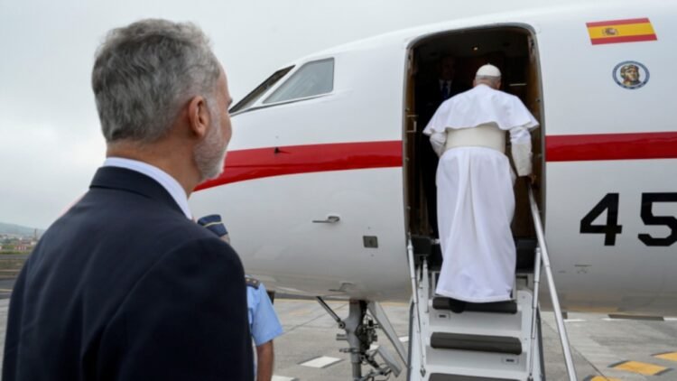 The apostolic journey of Pope Leo XIV to Spain – The return – Telegrams to the heads of state