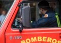 Two cars caught fire while they were parked on the Pocitos boulevard: Firefighters investigate the origin of the fire