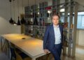 Manuel Ródenas, LGTBI lawyer: "There are still parents who kick their children out of home for being gay"