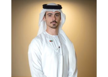An Italian throws a fist at an Emirati and hums, “I saw a lightning bolt” (video)