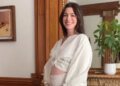 After: Anne Hathaway is expecting a child