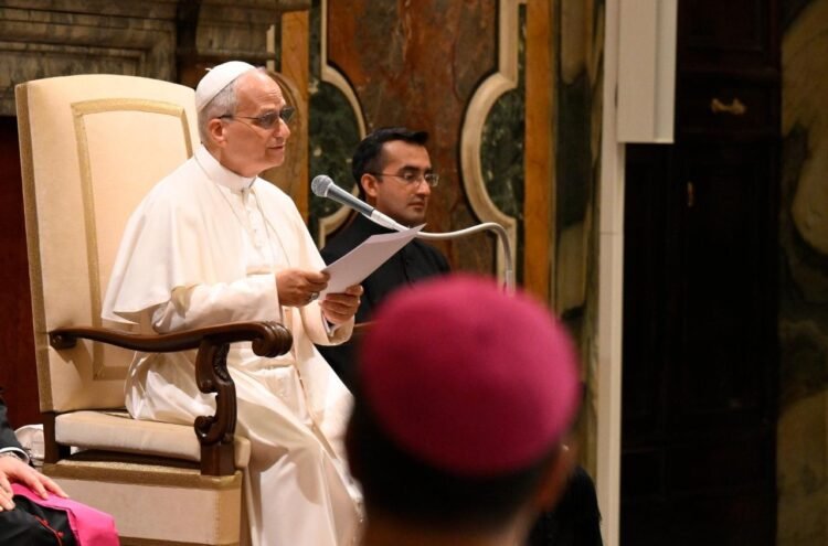 Pope to ROACO: Church builds future; war destroys the present