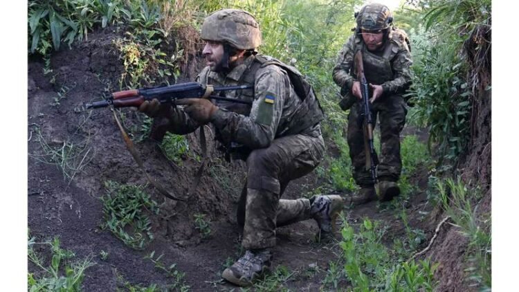 Experts: The regular bombing of Ukraine shows a decline in the momentum of the Russian attack