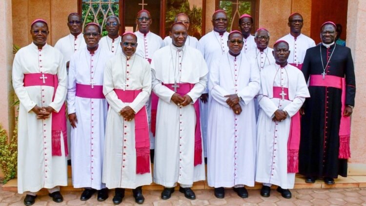 Burkina Faso-Niger: Bishops call for strengthening Small Christian Communities