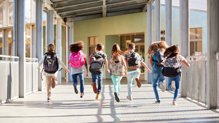 Supervision maintained: First primary schools cancel afternoon classes due to heat
