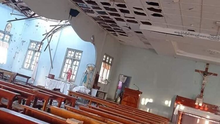 Myanmar Catholics celebrate return of Loikaw Cathedral