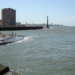 Macabre discovery at the Sarandí breakwater: fishermen found a body tied by its feet between the rocks