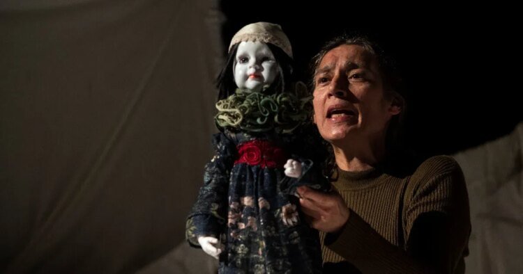 Character: Actress Júlia Nyakó has died