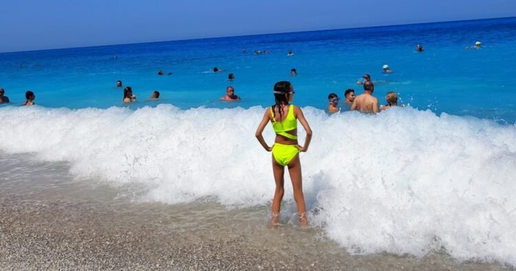 Alert in Greece due to puffer fish. The toxic species attacks tourists and can cause serious injuries