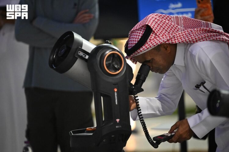Al-Riyadh newspaper | The “Astronomical Phenomena” program in Jizan coincides with the peak of the conjunction of Venus and Jupiter