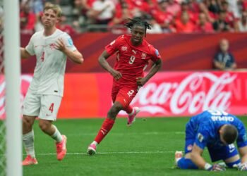 Canada finishes 2nd in Group B after 2-1 loss to Switzerland, will play South Africa in knockout game Sunday