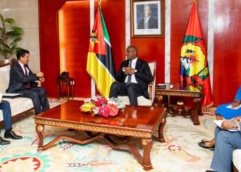 The Minister of Foreign Affairs and African Affairs is received by the President of Mozambique and delivered a written message from President Ibrahim Ghali