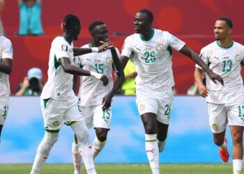 Telex: Senegal destroyed Iraq, which was playing with a man disadvantage almost the entire time, and still has a chance to advance
