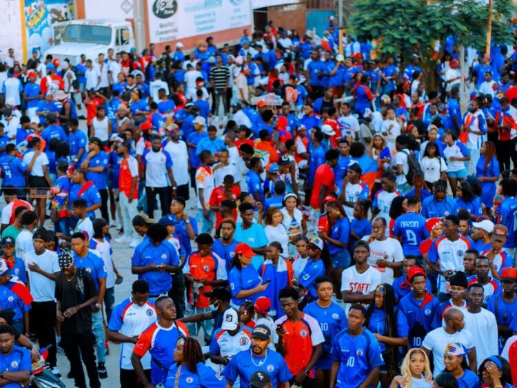 Gonaïves mobilized behind the Grenadiers