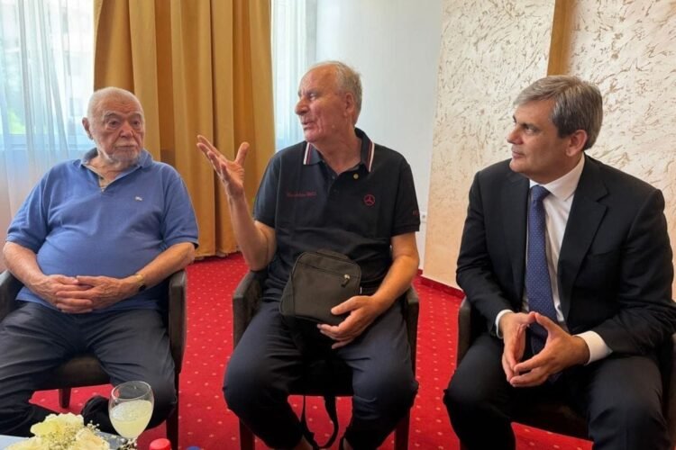 Ibrahimović with Mesić visiting Bogićević: The countries of the Western Balkans a place in the EU