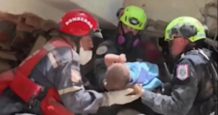 Telex: Days after the earthquake in Venezuela, a baby was rescued alive from the ruins