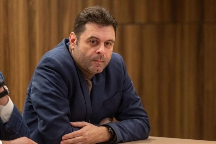 Vujović: Mandić has to defend Informer, so much about how he no longer listens to Vučić
