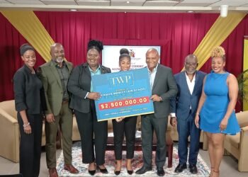 Law school alumni launch give-back drive