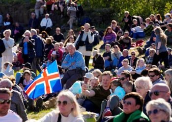 Warmest weather expected in Southwest Iceland on June 17