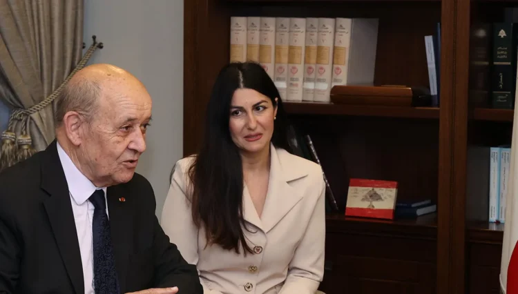 Le Drian in Beirut…Does he carry ‘beyond UNIFIL’?