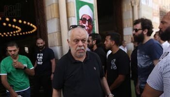 Ashraf Zaki participates in Siham Galal’s funeral at Hussein Sedqy Mosque in Maadi