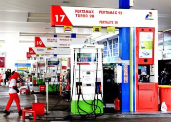 Fuel price hike puts further strain on workers, economy – Economy