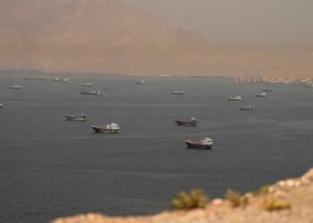 Iran announces Strait of Hormuz closed again after Israel strikes Lebanon