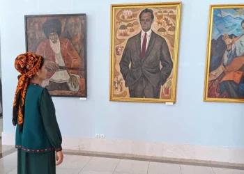 An exhibition of portraits of national cultural and artistic figures has opened at the Ashgabat Museum
