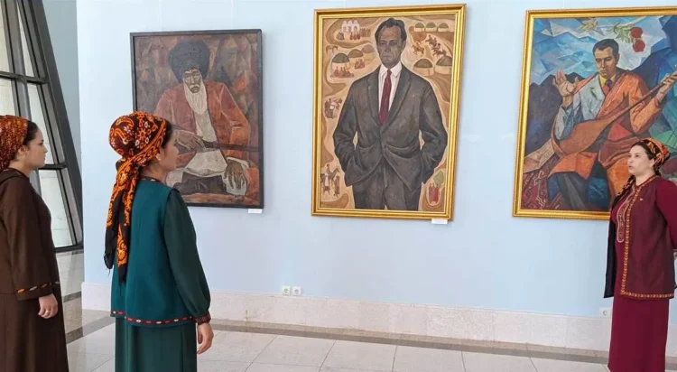 An exhibition of portraits of national cultural and artistic figures has opened at the Ashgabat Museum