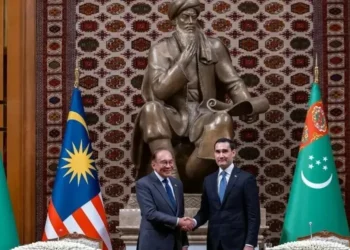 The head of Turkmenistan and the Prime Minister of Malaysia issued a joint statement to the press