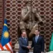 The head of Turkmenistan and the Prime Minister of Malaysia issued a joint statement to the press