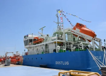 The oil tanker “Dostluk” was welcomed at the port of Turkmenbashy