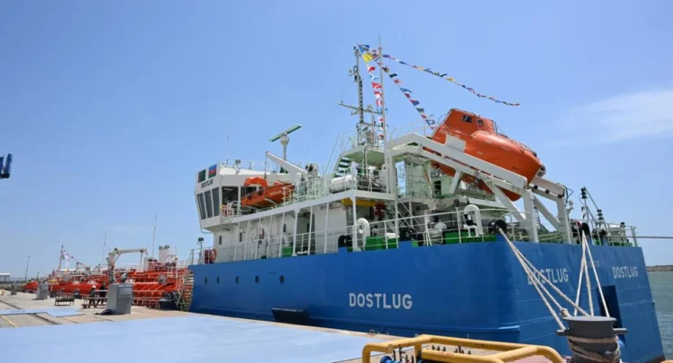 The oil tanker “Dostluk” was welcomed at the port of Turkmenbashy