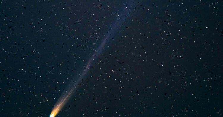 Dramatic scenes in the sky: A meteor exploded over the northeastern USA