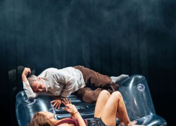 “Una” at the Theater Fest: Is freedom a choice without consequences or does it have a price?