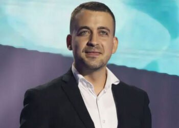 Man from Banja Luka in the semifinals of “Zvezda Granda”: Masterfully performed “Lejla” (VIDEO)